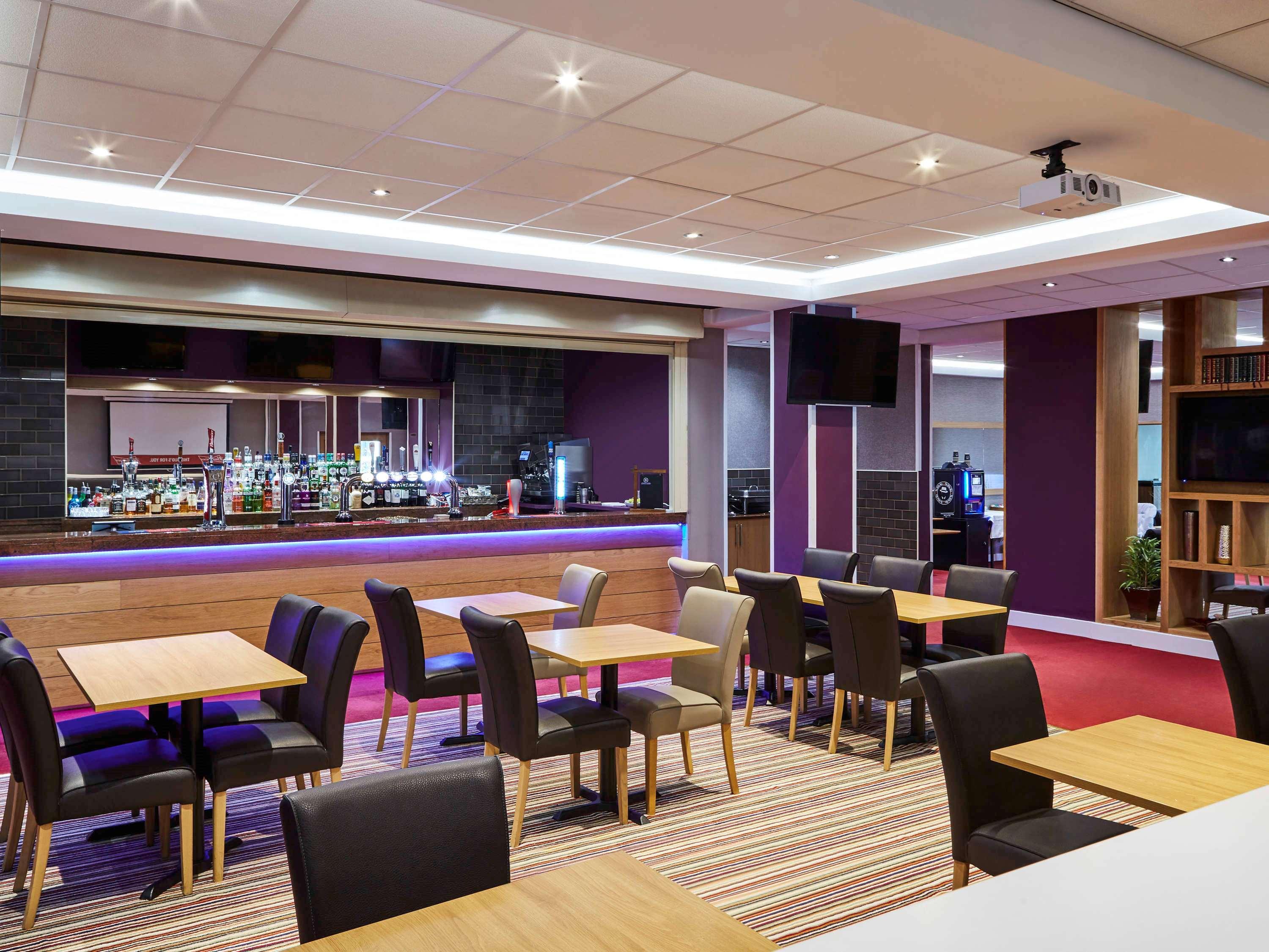 Mercure St Helens St Helens  Экстерьер фото