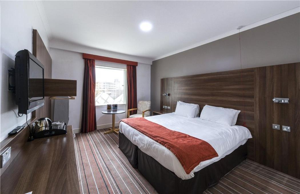 Mercure St Helens St Helens  Экстерьер фото